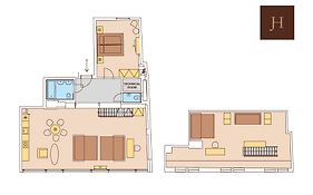 James Hotel & Apartments